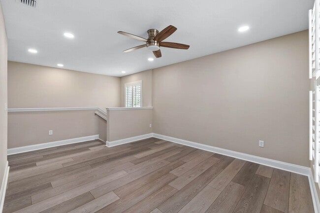 Building Photo - 91 Ridgewind Dr