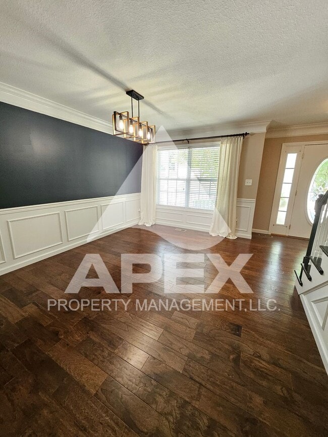 Building Photo - 5826 Wall Flower Ln