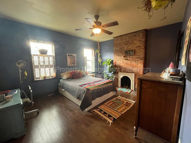 Building Photo - 297 42nd St