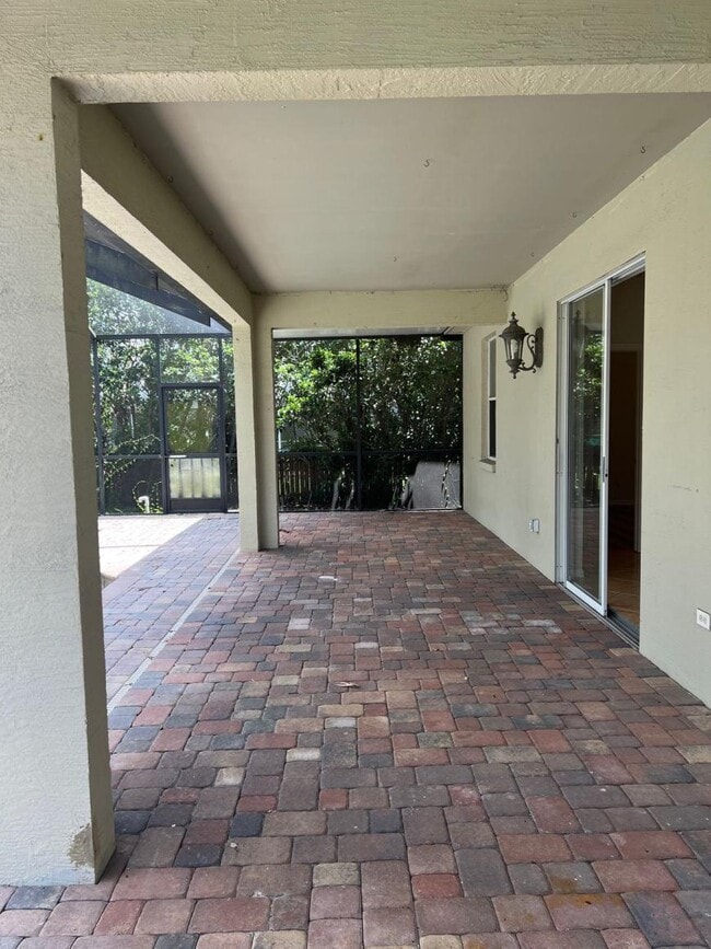 Building Photo - 4.0 bedroom in Trinity Florida 34655