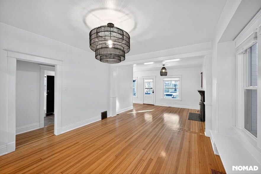 Building Photo - 115 S Pennsylvania St