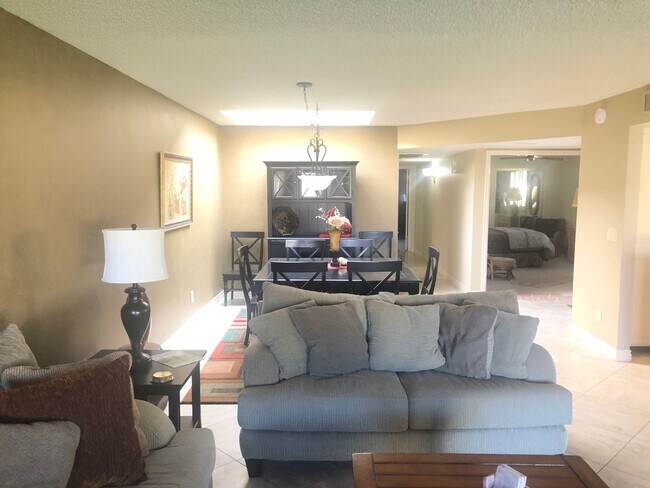 Building Photo - Furnished townhome rental in Sun Lakes Cottonwood Country Club