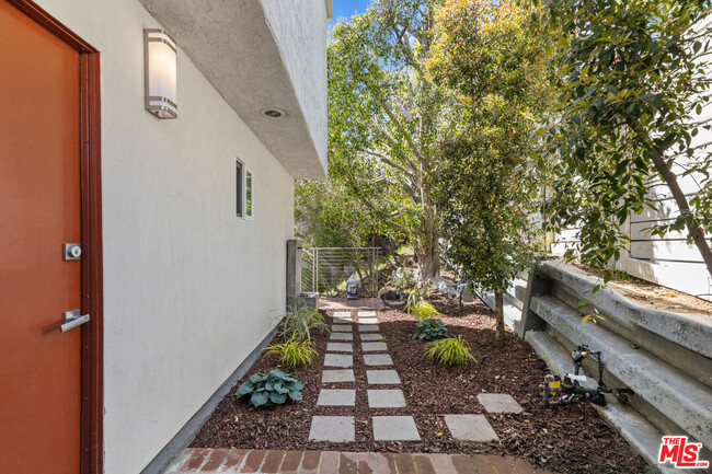Building Photo - 1540 Marlay Dr