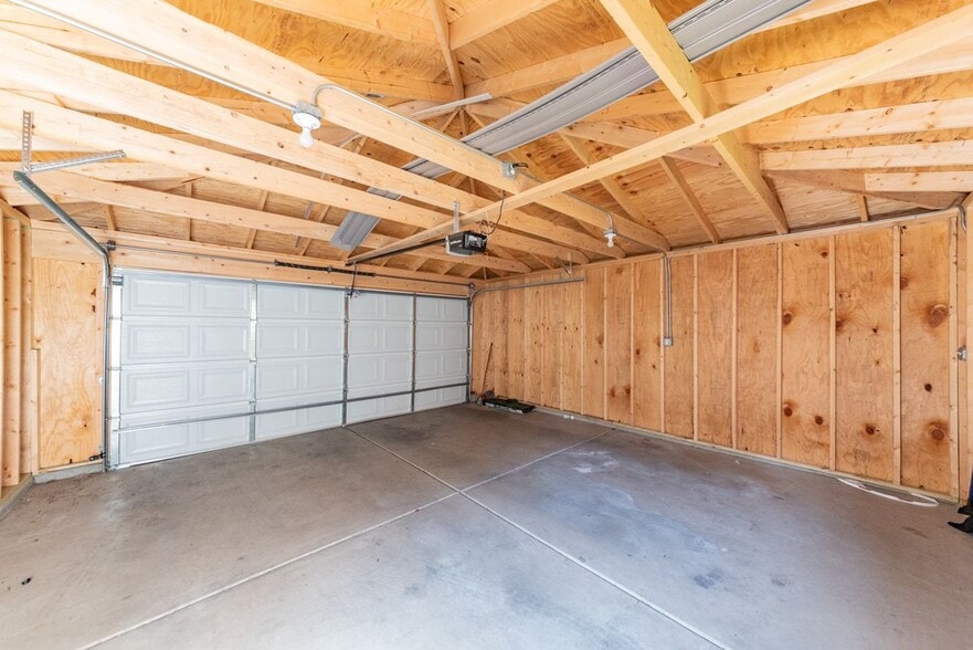 Building Photo - 2745 W Gregory St