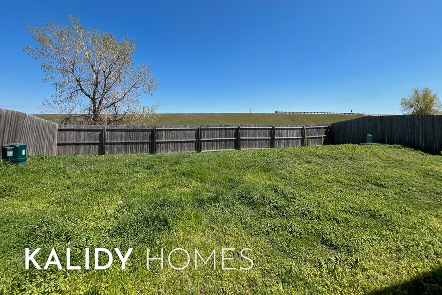 Building Photo - 2928 Cider Mill Ln