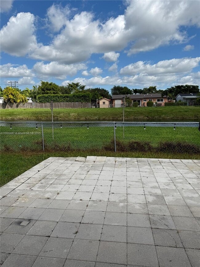 Building Photo - 12507 SW 110th South Canal St Rd