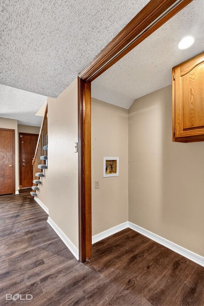 Building Photo - 9993 Smugglers Cove Ln