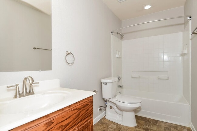Building Photo - 14430 Cellini Dr