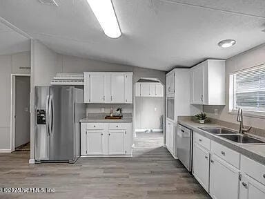 Building Photo - 2562 Hibiscus Ave