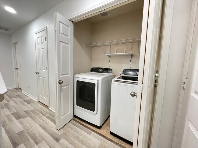 Building Photo - 2522 Shearwater Bend Dr