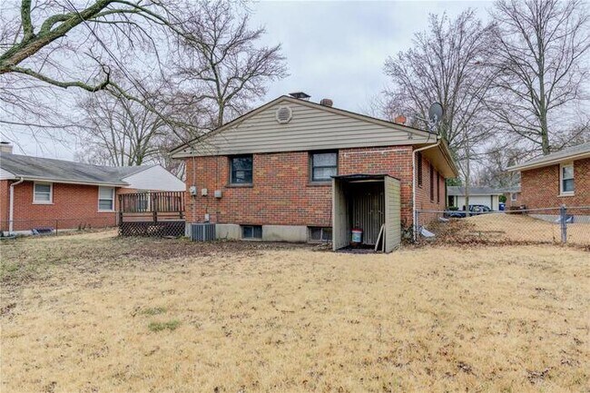 Building Photo - Fantastic 3bd/1.5ba home! Coming soon!