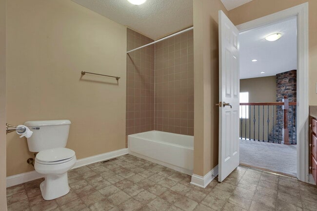 Building Photo - 8006 Caraway Ave