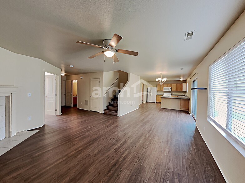 Building Photo - 2776 Willow Way