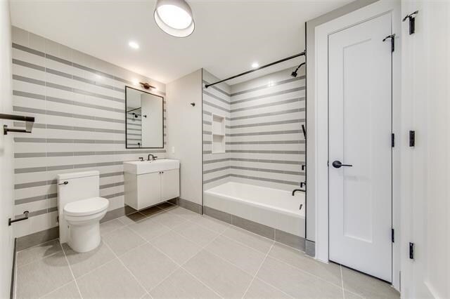 Building Photo - 366 6th St