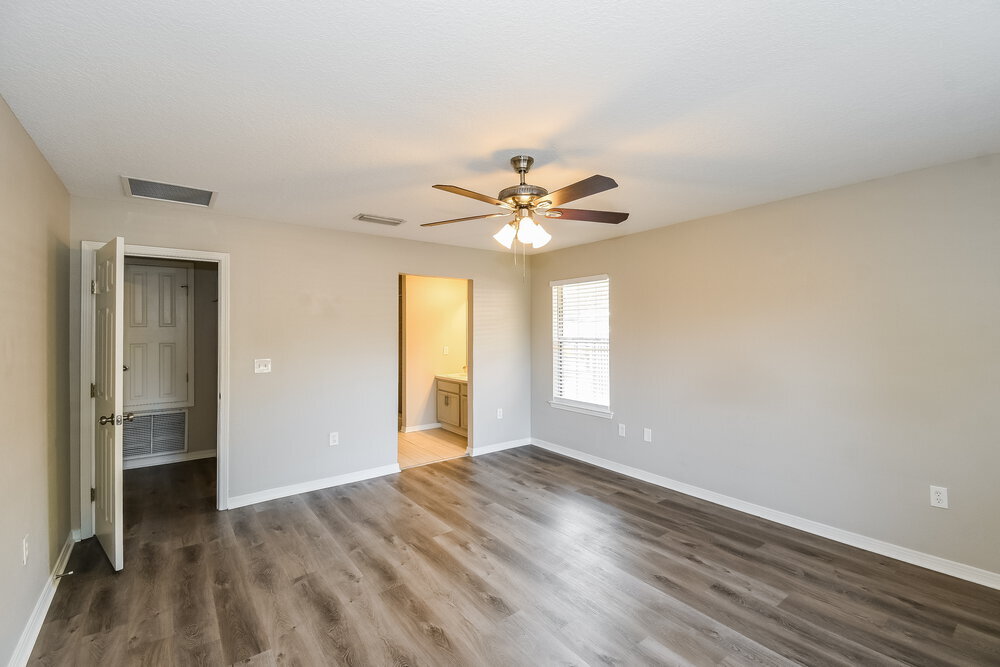 Building Photo - 2847 Cross Creek Dr