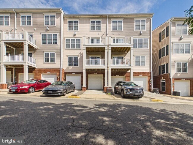 Building Photo - 4587 Whittemore Pl