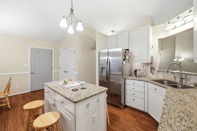 Building Photo - 1634 Brightfield Pl