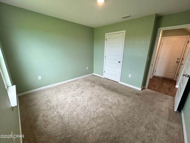 Building Photo - 5808 Tiagra Dr