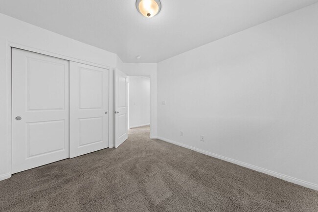 Building Photo - 4 Bedroom Home in Southern Highlands