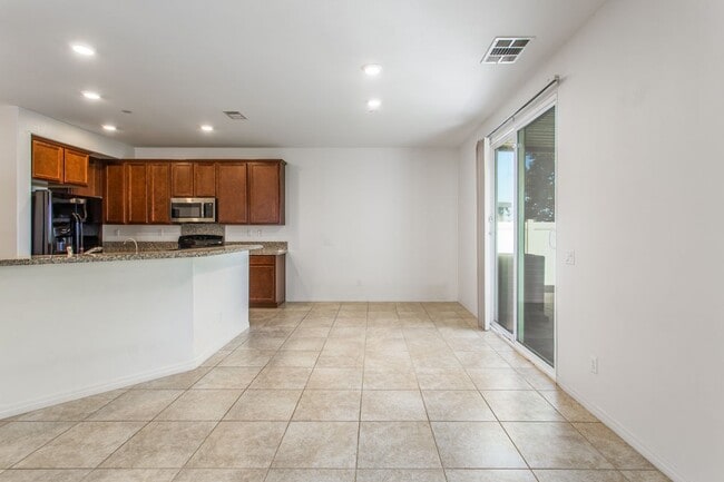 Building Photo - 3714 Rosena Ranch Rd