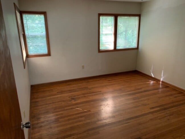 Building Photo - 241 Waddell Cir