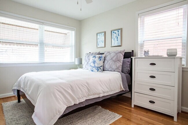 Building Photo - 601 N West St