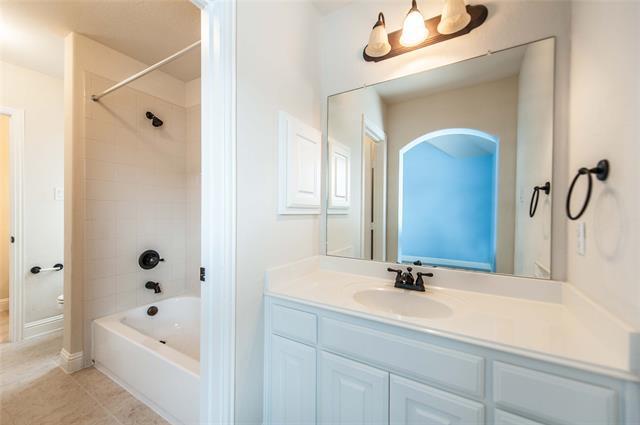 Building Photo - 4617 United Ln