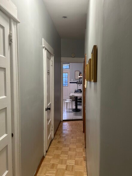 Building Photo - 7246 61st St