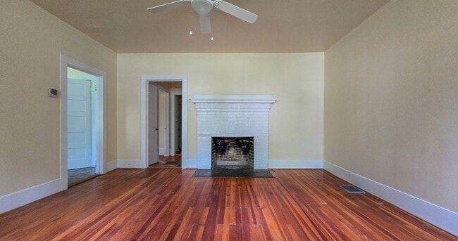 Building Photo - 318 Ransom Rd