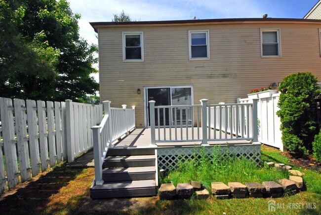 Building Photo - 1 Orchid Ct