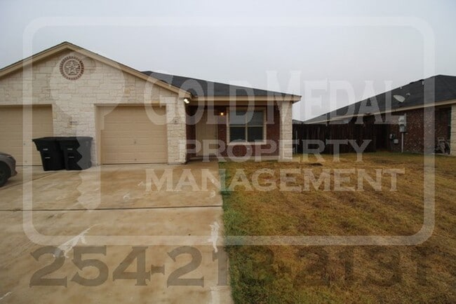 Primary Photo - 4505 Cambridge Dr