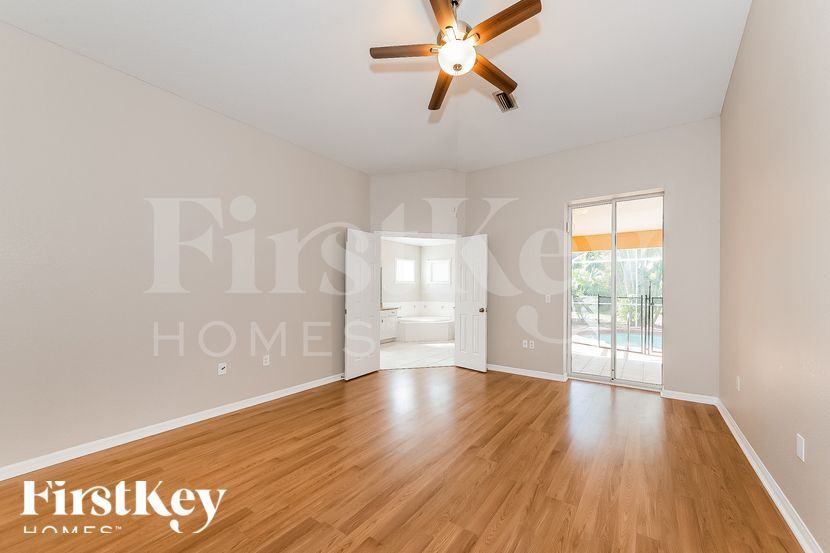 Building Photo - 5065 Hansard Ave