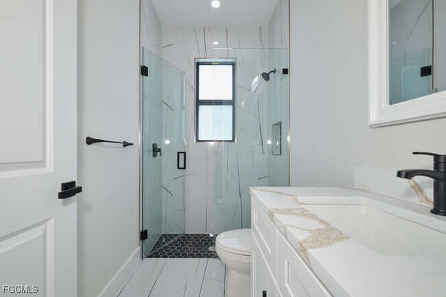 Building Photo - 1645 NW 38th Pl