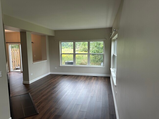 Building Photo - 1665 S Candlestick Way