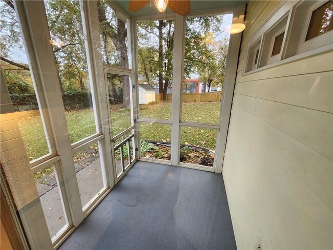 Building Photo - 1055 Longley Ave NW