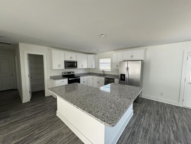 Building Photo - 2128 Middlebridge Ct
