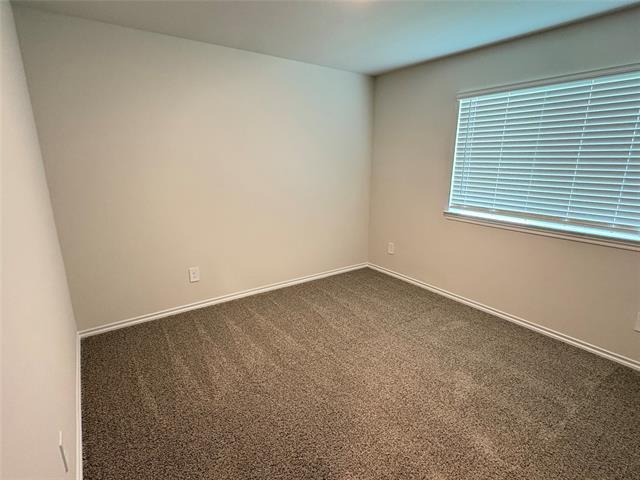 Building Photo - 811 Orchid Wy