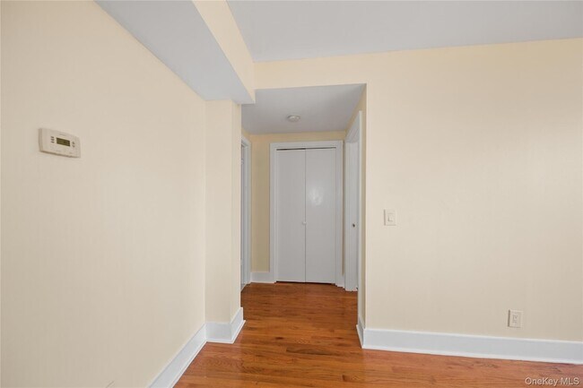 Building Photo - 207 Chateau Rive