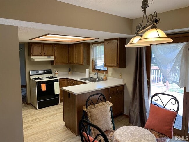 Building Photo - 9420 Bridgewood Pl