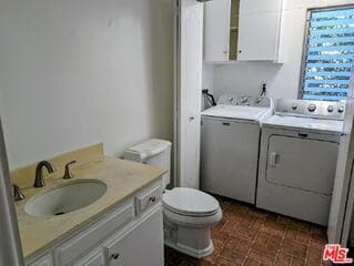 Building Photo - 4804 La Villa Marina