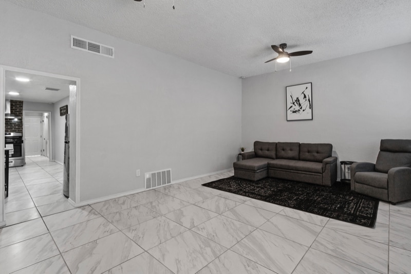 Building Photo - 4012 Tularosa Ave