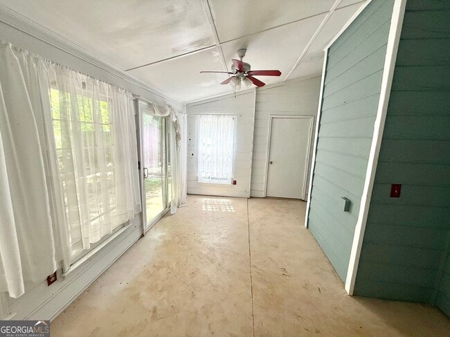 Building Photo - 2949 Governors Ct