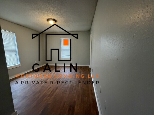 Building Photo - 1247 Carr Ave