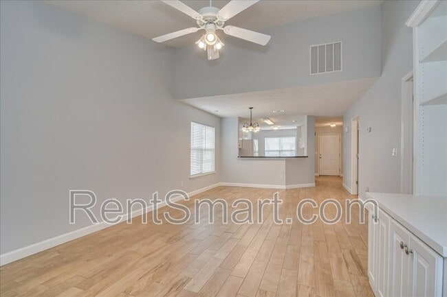 Building Photo - 969 Cammaron Way