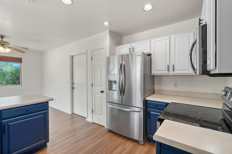 kitchen - 8778 S Desert Valley Way