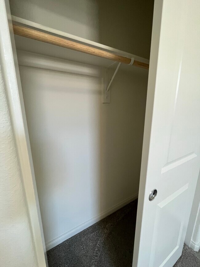 Building Photo - 54 Harmony Dr