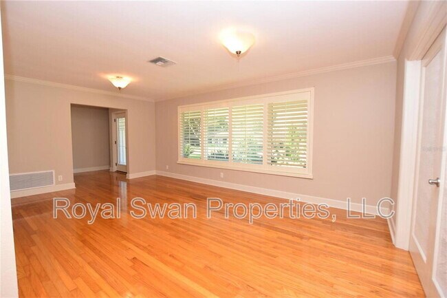 Building Photo - 2626 Nevada Rd