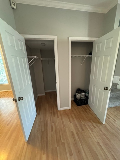 Storage in living room - 61 Harbour Heights Dr