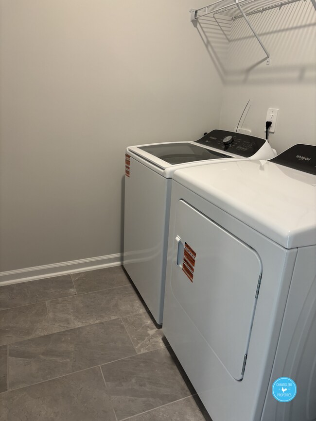 Building Photo - 1022 Poets Walk Rd