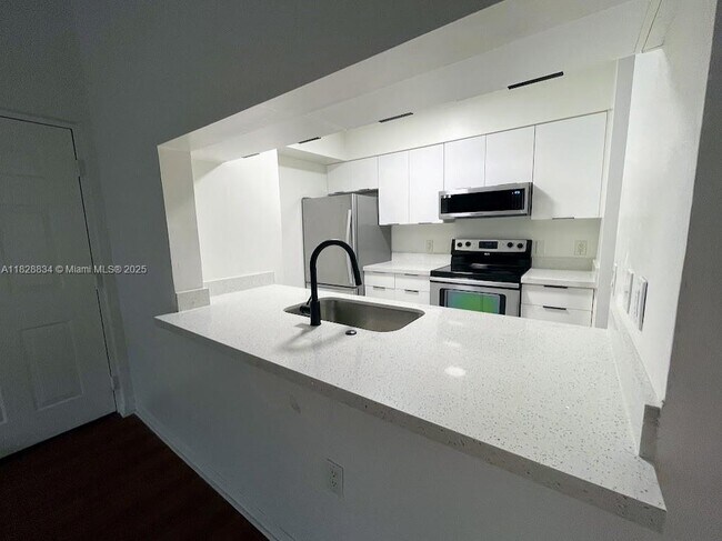 Primary Photo - 12124 St.Andrews Pl